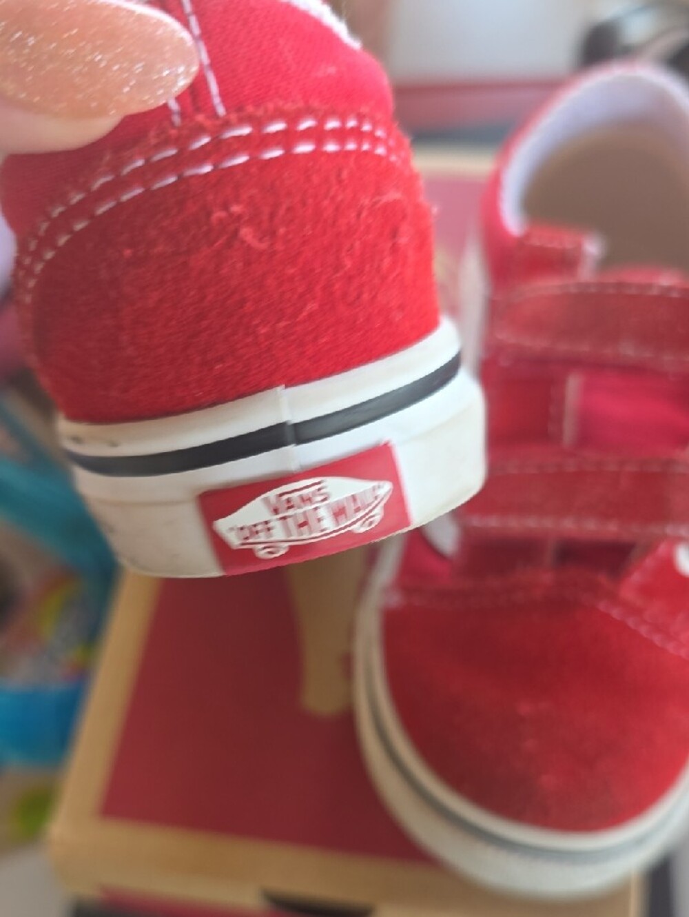Red VANS - Picture 4 of 6